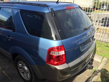 WRECKING 2006 FORD SX TERRITORY TX FOR PARTS